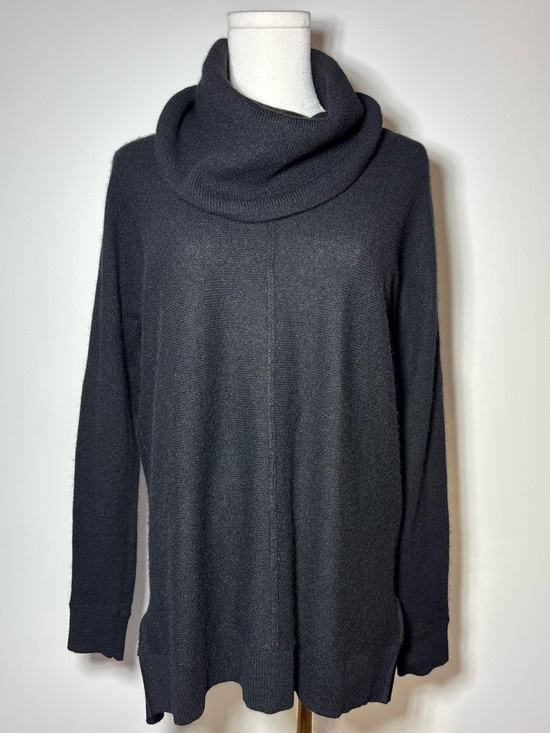 C By Bloomingdales Sweaters - C by Bloomingdale’s 100% 2-PLY Cashmere Sweater
